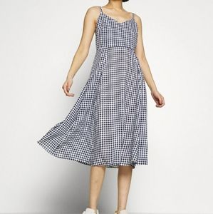 GAP v cami midi navy gingham dress size xs